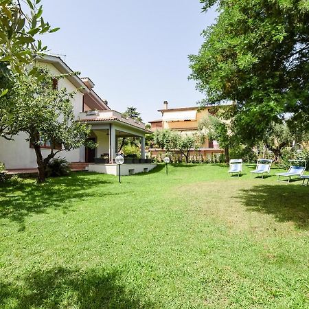 Cozy Home In Anguillara Sabazia With Kitchenette 外观 照片