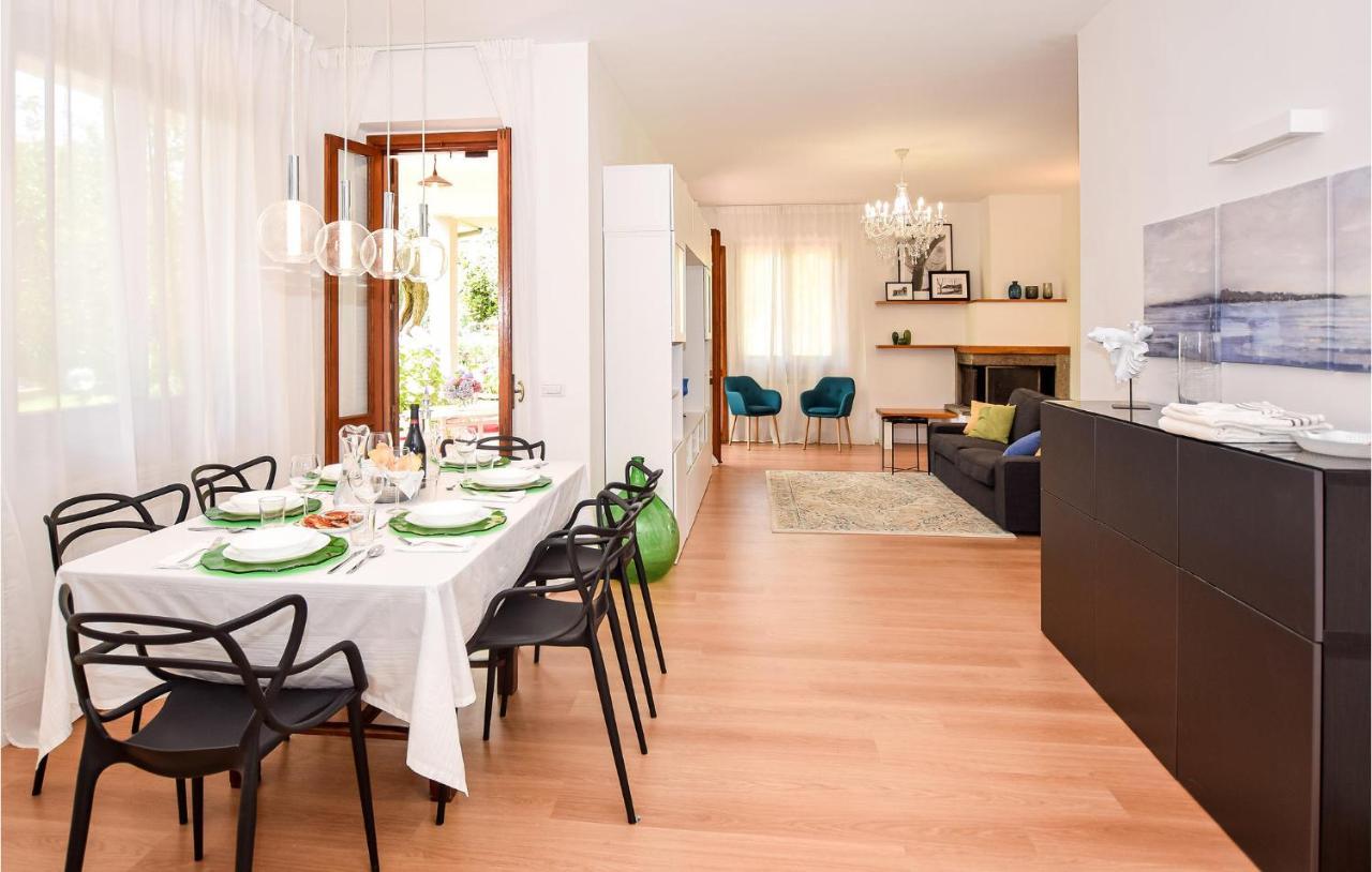 Cozy Home In Anguillara Sabazia With Kitchenette 外观 照片