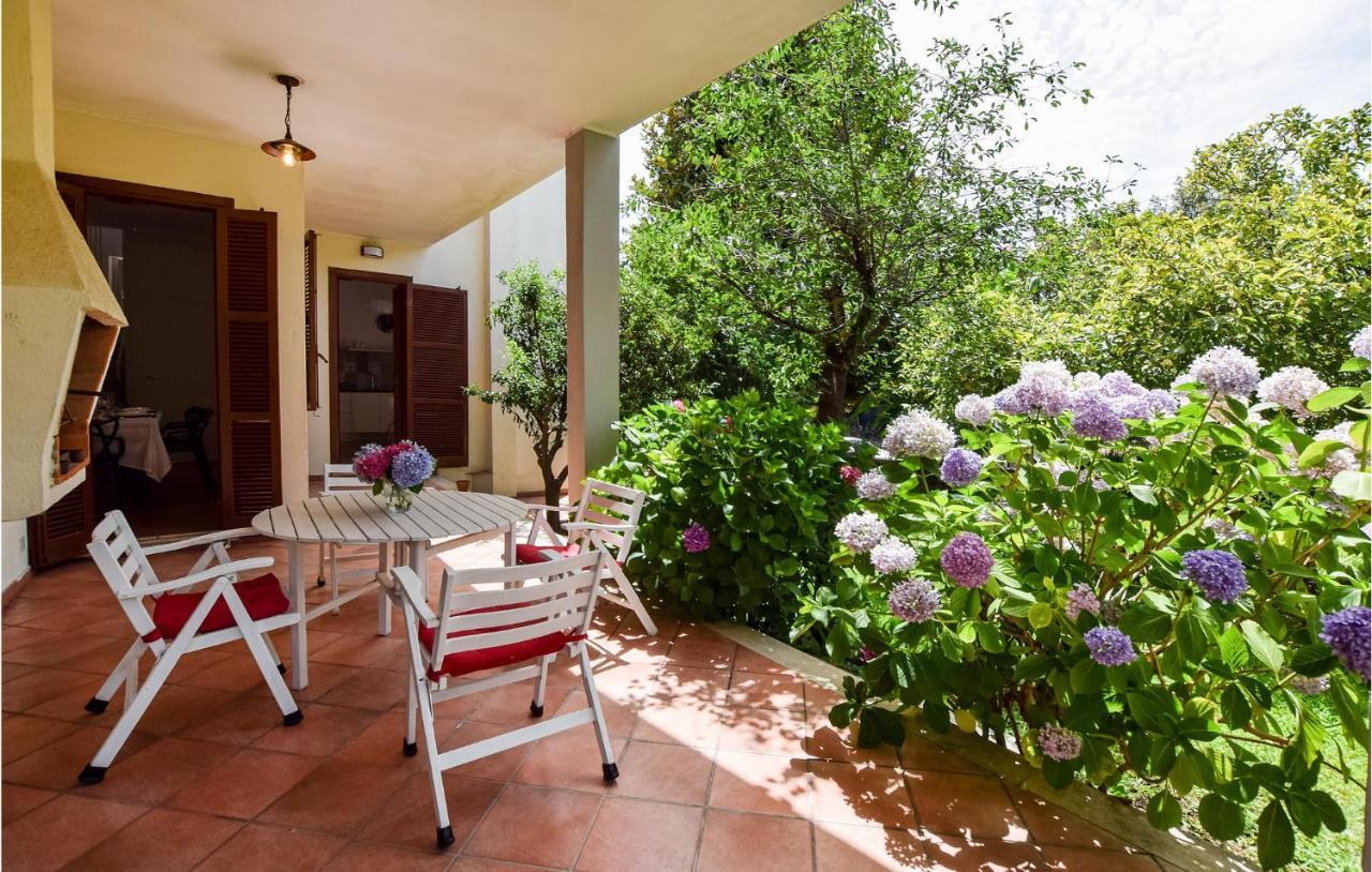Cozy Home In Anguillara Sabazia With Kitchenette 外观 照片